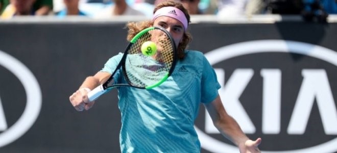 Πέρασε ο Τσιτσιπάς