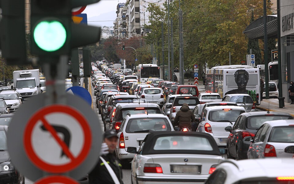 Μπλόκο σε όσα οχήματα είναι ανασφάλιστα ή χωρίς ΚΤΕΟ