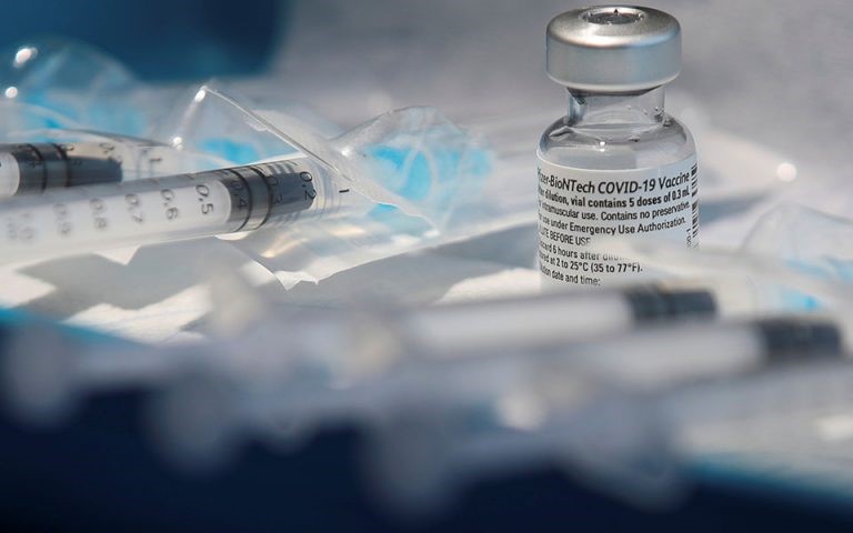 14.851 εμβολιασμοί στο νομό Λάρισας 