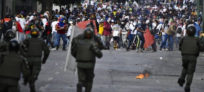 Στα πρόθυρα εμφυλίου - 16 νεκροί