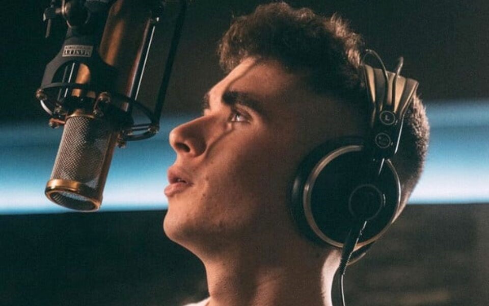 Ο 16χρονος Βίκτωρας Βερνίκος στη Eurovision