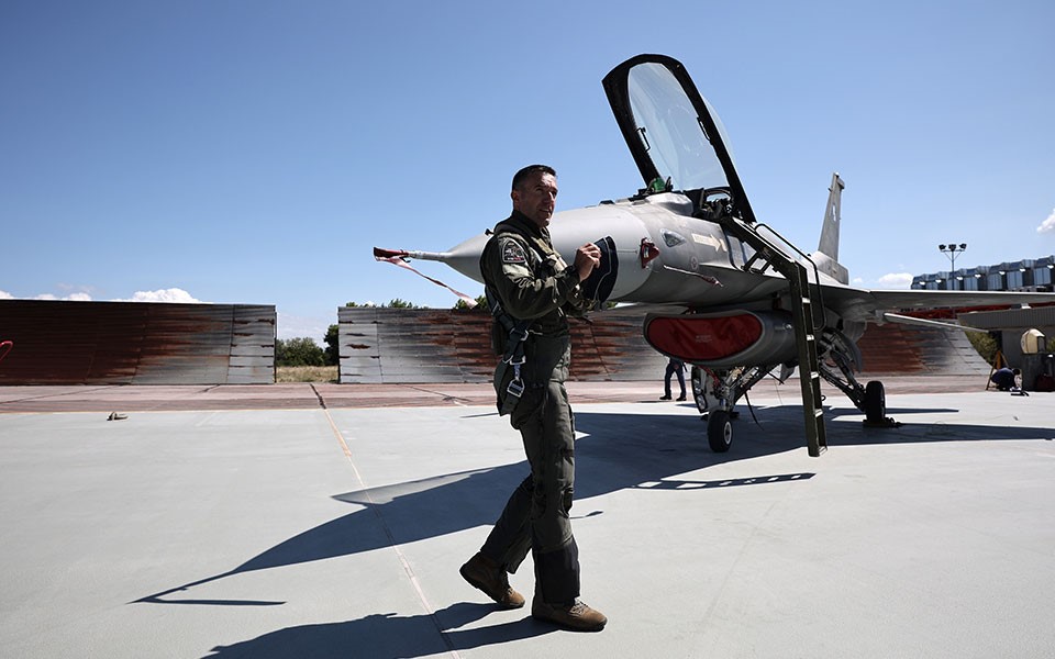 Στην Πολεμική Αεροπορία τα πρώτα F-16 Viper