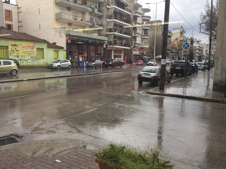 Χαλαζόπτωση σε Λάρισα και Φάρσαλα