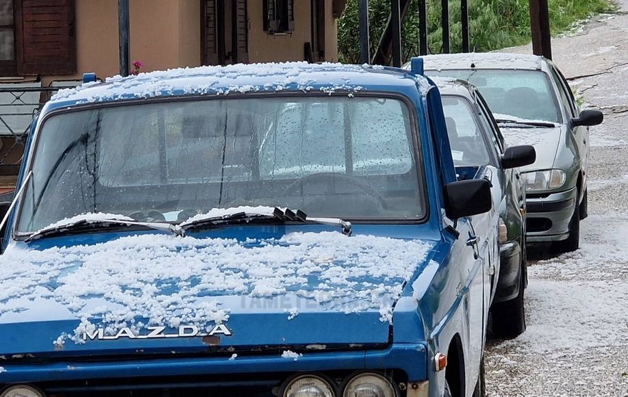 Ισχυρή χαλαζόπτωση σε χωριά της Καλαμπάκας