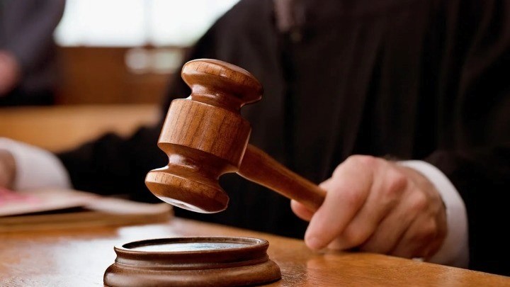 Αργή η απονομή δικαιοσύνης στην Ελλάδα