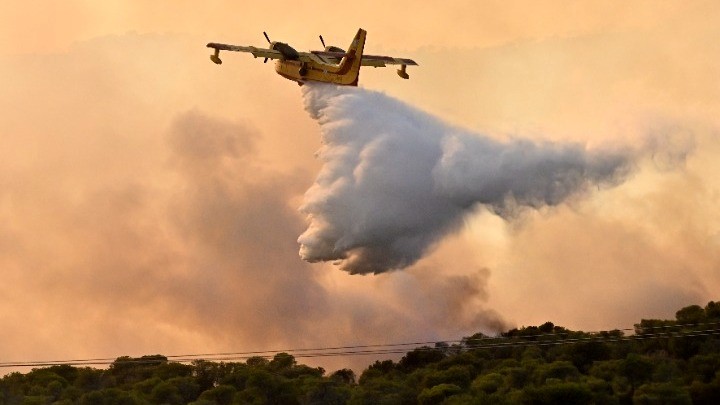 Aναζωπυρώσεις σε Ρόδο, Κέρκυρα, Εύβοια, Αχαΐα