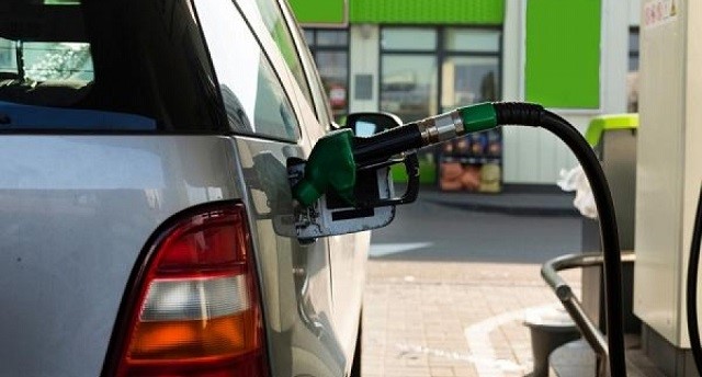 Κρίθηκαν αθώοι για διακίνηση νοθευμένων καυσίμων