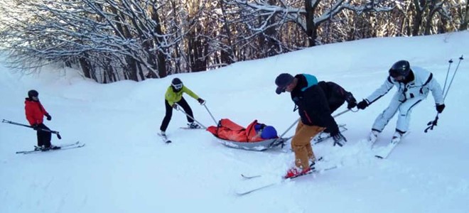 Δύο τραυματίες στο Χιονοδρομικό Κέντρο
