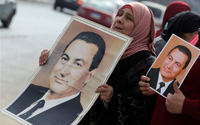 Πέθανε ο Χόσνι Μουμπάρακ