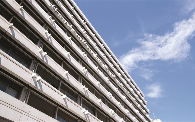 Σχεδόν 135.000 οι αιτήσεις στην α΄ φάση