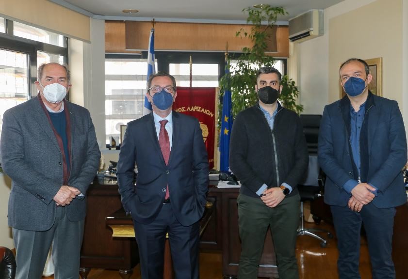Στελεχώνεται με νέα πρόσωπα από την κοινωνία