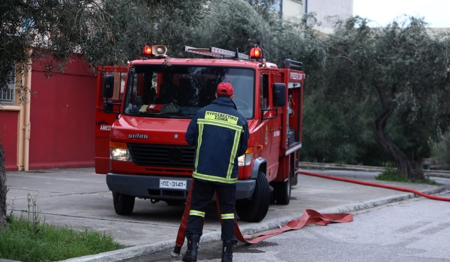 Κάηκε ολοσχερώς αποθήκη στην Δράκεια