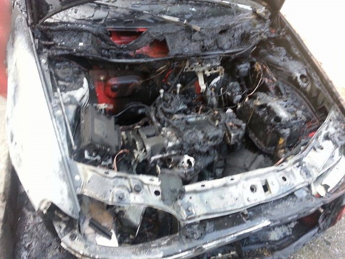 Κάηκε ολοσχερώς αυτοκίνητο στις Μηλιές