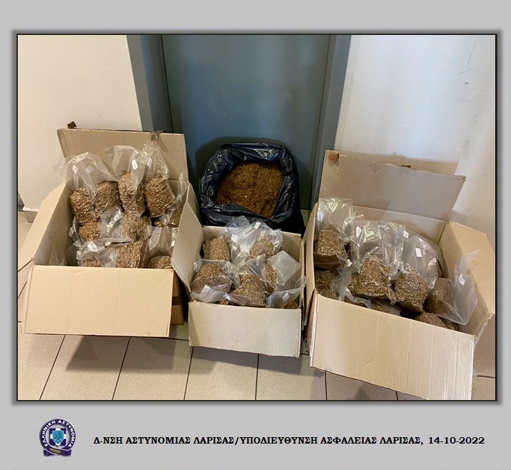 Έκρυβε στο σπίτι και το αυτοκίνητό 45 κιλά λαθραίο καπνό
