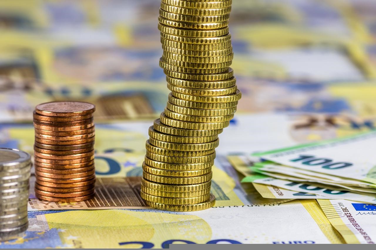 ΕΛΣΤΑΤ: Στο 5,4% έπεσε ο πληθωρισμός τον Μάρτιο