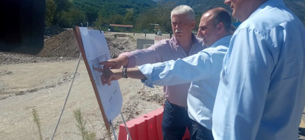 Σε έργα αποκατάστασης από τον “Ιανό” ο Γ. Καραγιάννης