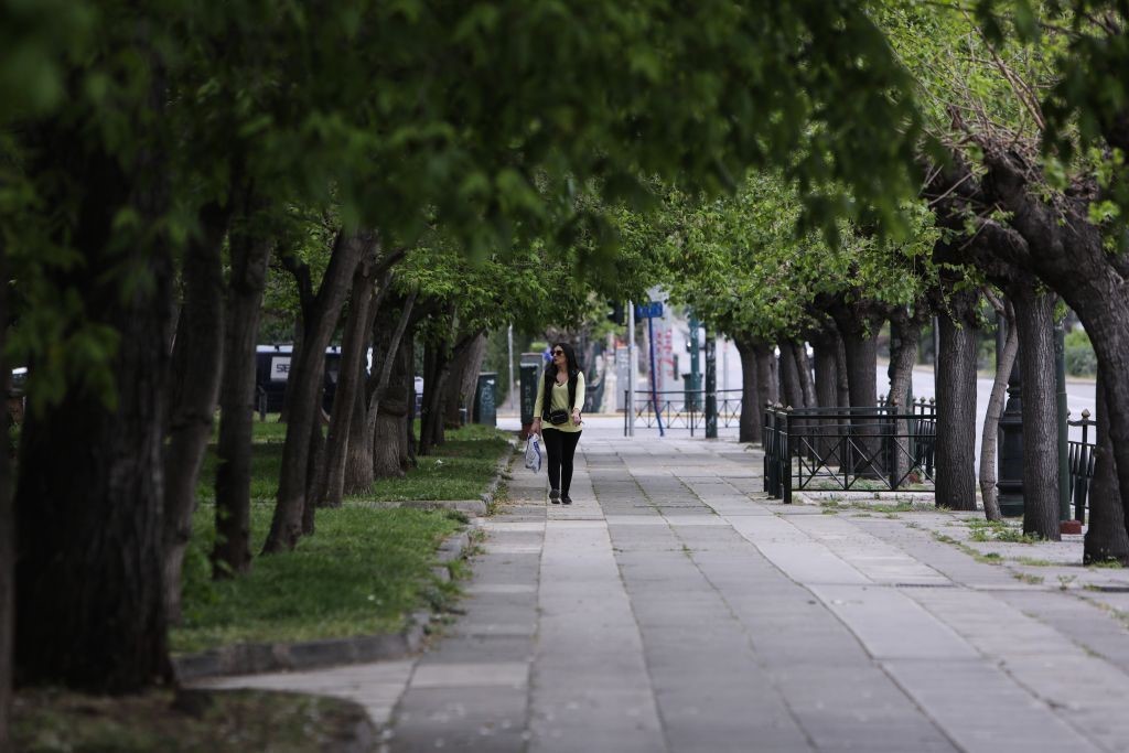 Σε ποιες περιοχές παρατείνονται τα περιοριστικά μέτρα