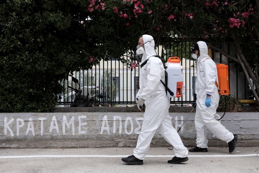 157 νέα κρούσματα κορωνοϊού σε 24 ώρες 