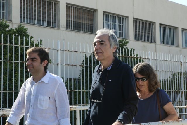 Tέλος οι αγροτικές φυλακές για τον Κουφοντίνα