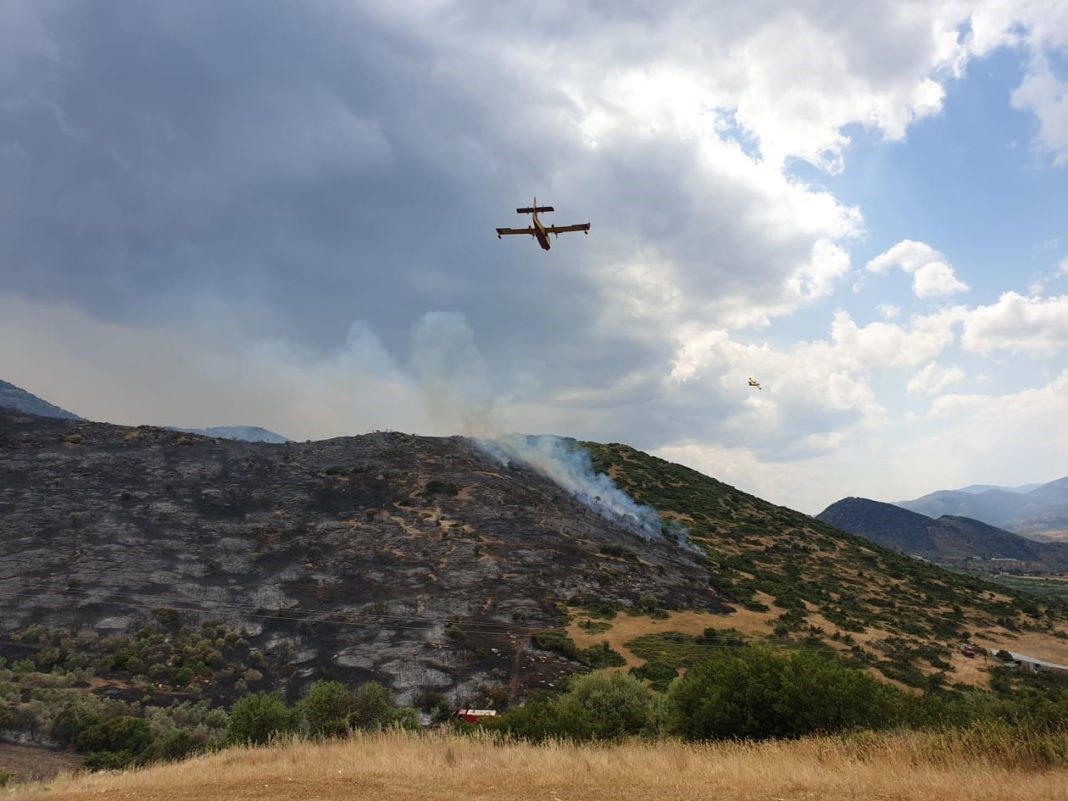 Η βροχή έσβησε την πυρκαγιά στον Παραπόταμο