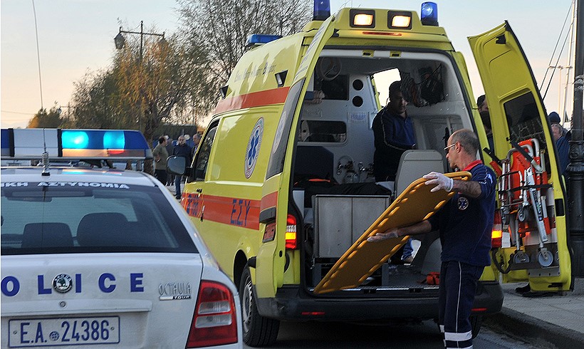 Τροχαίο ατύχημα με εγκλωβισμό ατόμου