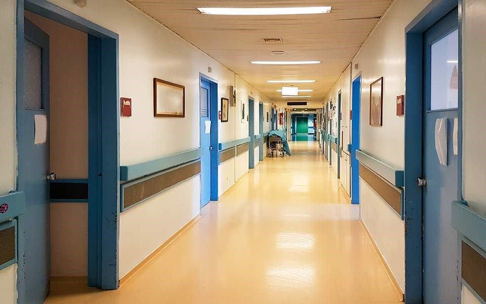 99 ασθενείς νοσηλεύονται στα νοσοκομεία της Θεσσαλίας 