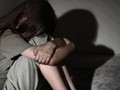Στο εδώλιο για τον βιασμό της 9χρονης θετής κόρης του