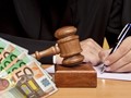 Βροχή εξωδίκων και κατασχέσεων 