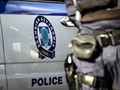 Χειροπέδες σε δύο άτομα που εξαπάτησαν ηλικιωμένη 