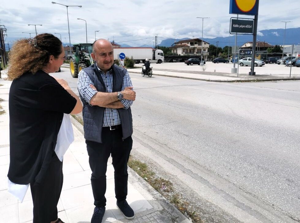 Αυτοψία Σακκά στον κόμβο Πύλης για τις σχεδιαζόμενες κυκλοφοριακές παρεμβάσεις