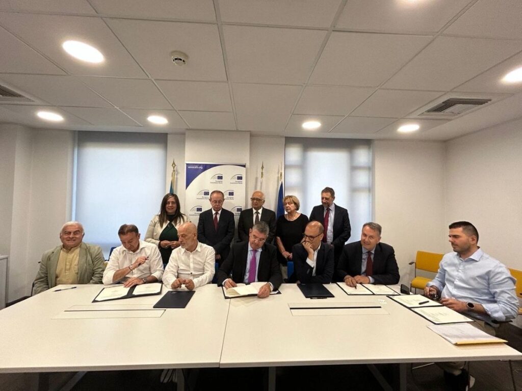 H Ευρωπαϊκή Τράπεζα Επενδύσεων στηρίζει τον Δήμο Τρικκαίων για την κλιματική ουδετερότητα