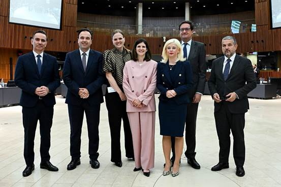 Παπαστεργίου: 13 χώρες της ΕΕ στηρίζουν την πρωτοβουλία μας για την προστασία των ανηλίκων στο διαδίκτυο