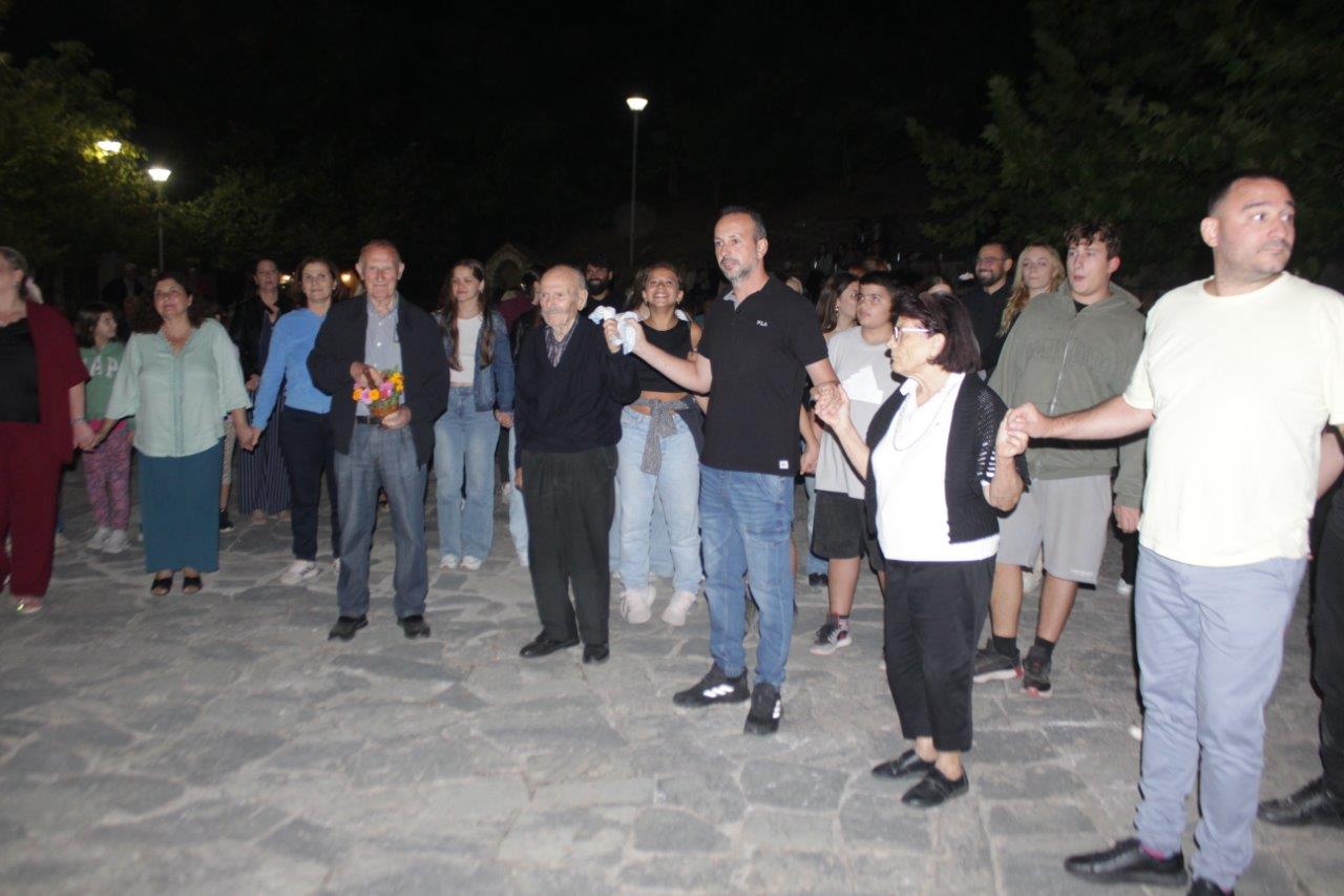 Έτριψαν το πιπέρι στη Μεσοχώρα...και έπεσε η αυλαία
