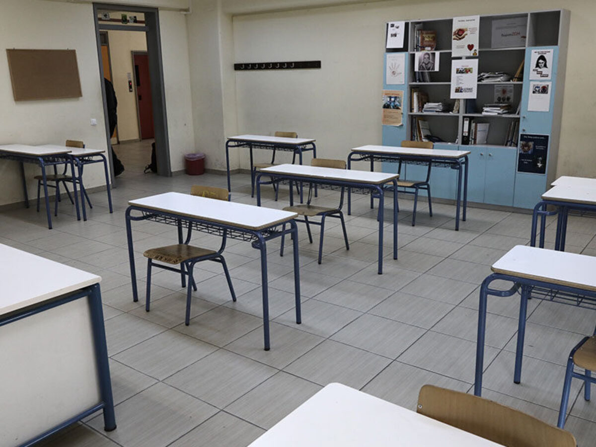 Αρχίζει η διαδικασία αποκατάστασης σχολείων σε Τρίκαλα και Φαρκαδόνα 
