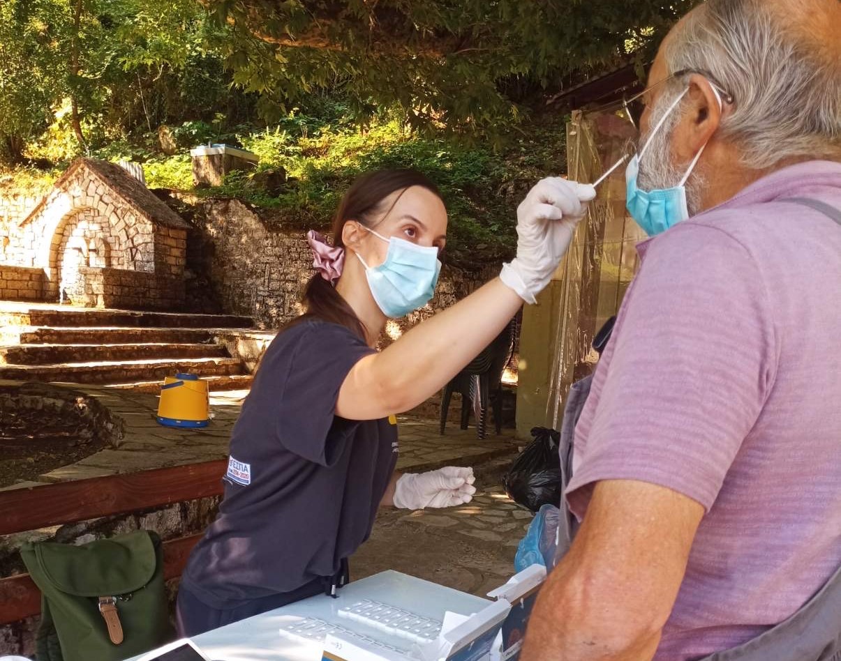 Συνεχίζονται από τον ΕΟΔΥ τα δωρεάν rapid tests στα ορεινά των Τρικάλων