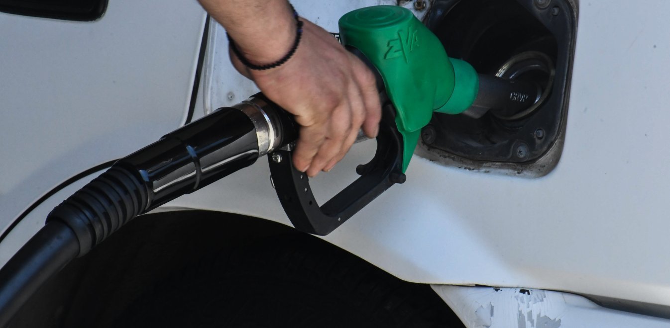"Καίει" η τιμή της βενζίνης – Στο 1,68 ευρώ το λίτρο στα Τρίκαλα  