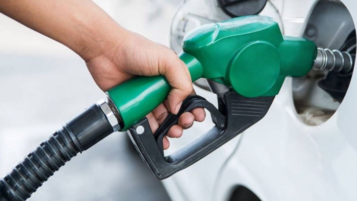"Καλπάζει" η τιμή της βενζίνης στα Τρίκαλα - Μείωση του φόρου ζητούν οι πρατηριούχοι 