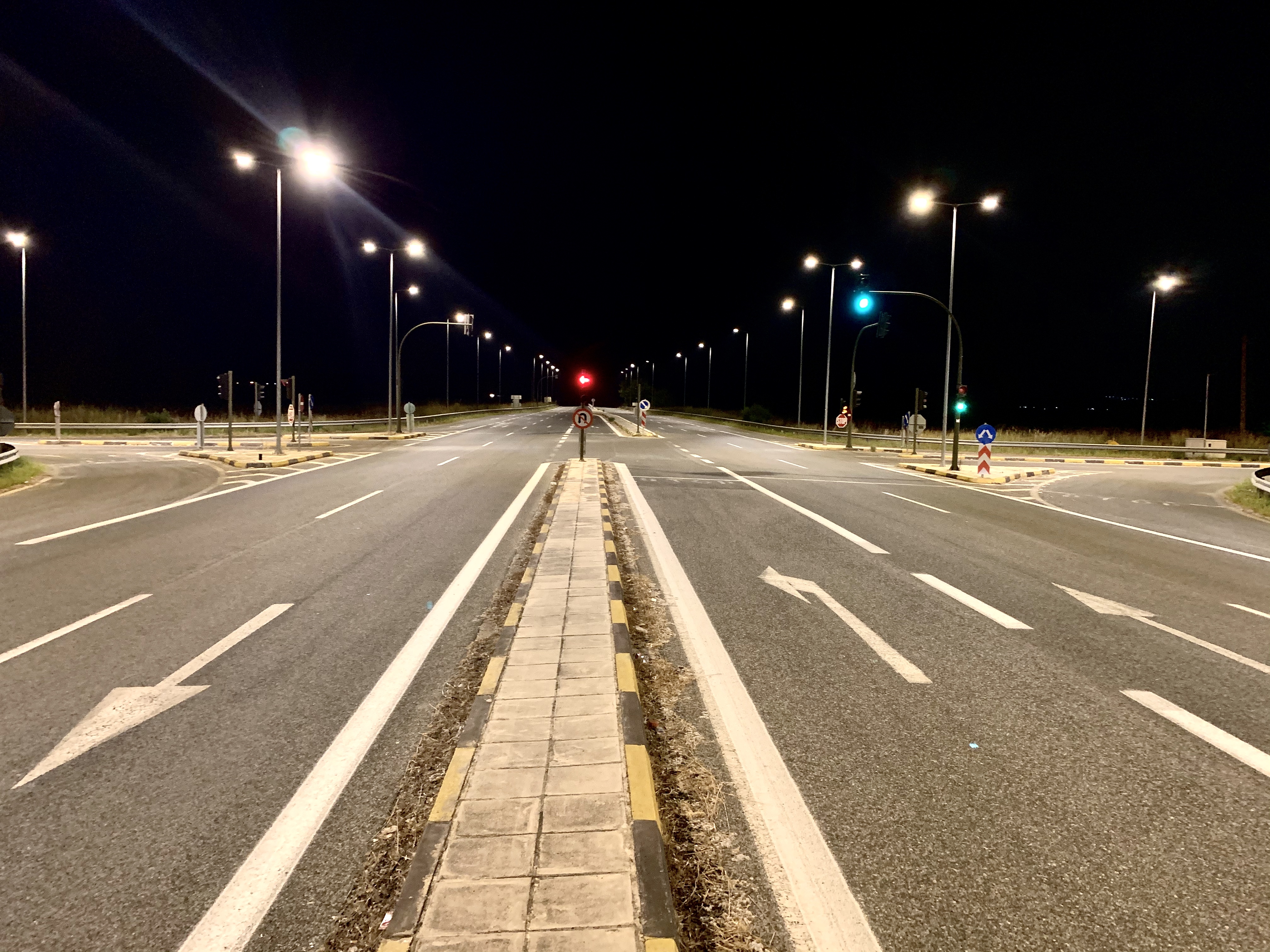 7.900 νέα φωτιστικά LED στο οδικό δίκτυο της Θεσσαλίας - Εξοικονόμηση ενέργειας κατά 78%