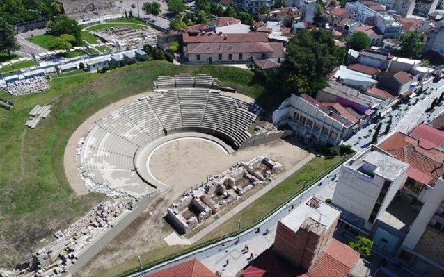 Στο αρχαίο θέατρο Λάρισας η ορκωμοσία του νέου Περιφερειακού Συμβουλίου