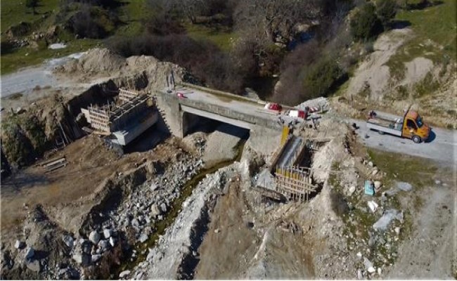 240.000€ από την Περιφέρεια για τις προσβάσεις στις γέφυρες Διάσελου και Διαλεχτού