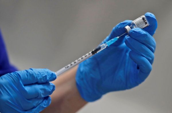 Εμβολιασμοί: Ανοίγει η πλατφόρμα των ραντεβού στις ηλικίες 75 έως 79