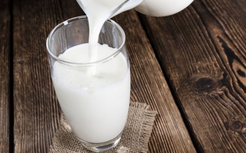 Έρευνα για “Ελληνοποιήσεις” γάλακτος στη Θεσσαλία από την Εισαγγελία Λάρισας