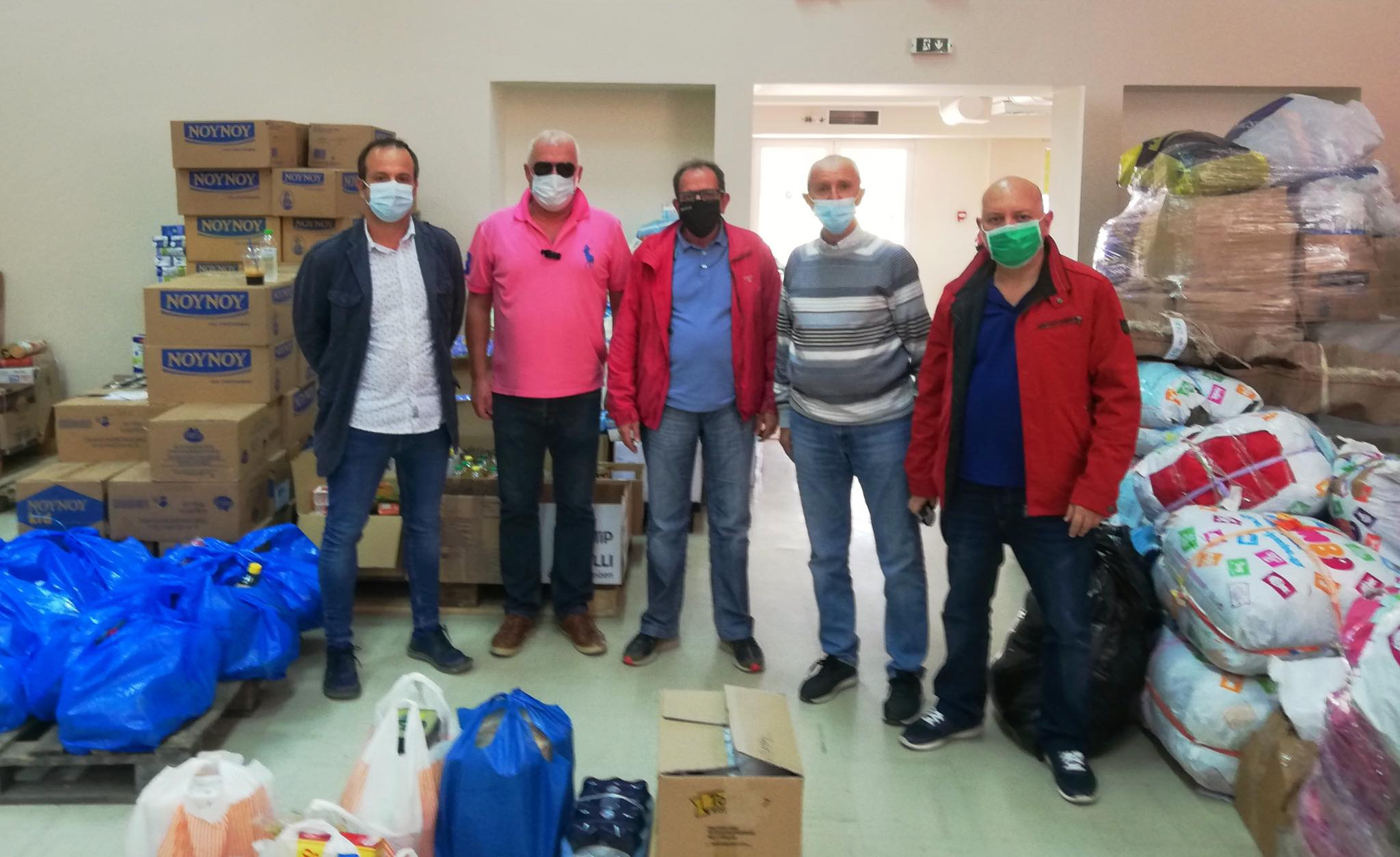 Φαρμακευτκός Σύλλογος Τρικάλων και Έφεδροι Αξιωματικοί κοντά στους πληγέντες του Μουζακίου 