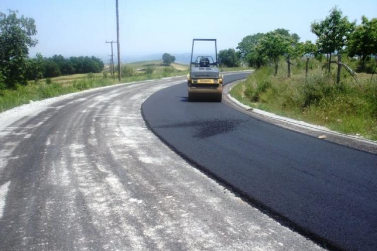 Βελτιώνεται από την Περιφέρεια Θεσσαλίας ο δρόμος Ελληνόκαστρο- Νέα Ζωή