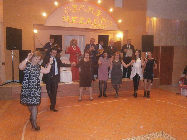 Μαθήματα χορού στο Σύλλογο Ηπειρωτών