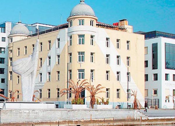 65 νέες θέσεις ΔΕΠ και 600.000 ευρώ για το νέο Πανεπιστήμιο Θεσσαλίας