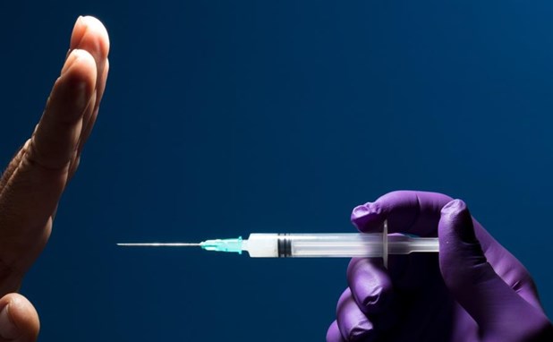 Aνησυχία Γουργουλιάνη για τους 300.000 ανεμβολίαστους άνω των 60 ετών 