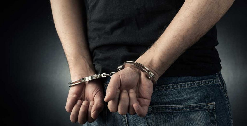 Σύλληψη 26χρονου φυγόποινου στα Τρίκαλα 