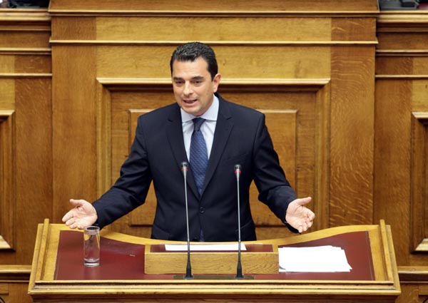 Σκρέκας: «Παράθυρο» για λαθρεμπόριο καυσίμων από τροπολογία ΣΥΡΙΖΑ
