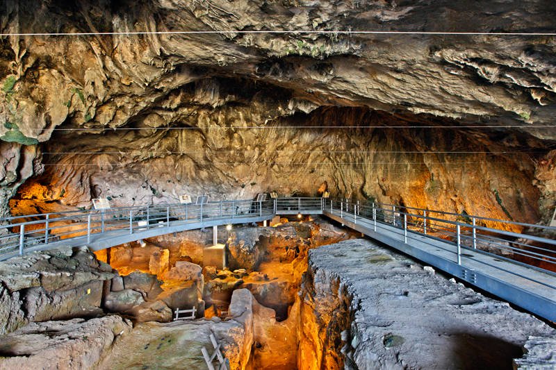 Το σπήλαιο της Θεόπετρας που γνώριζαν καλά οι Νεάντερταλ